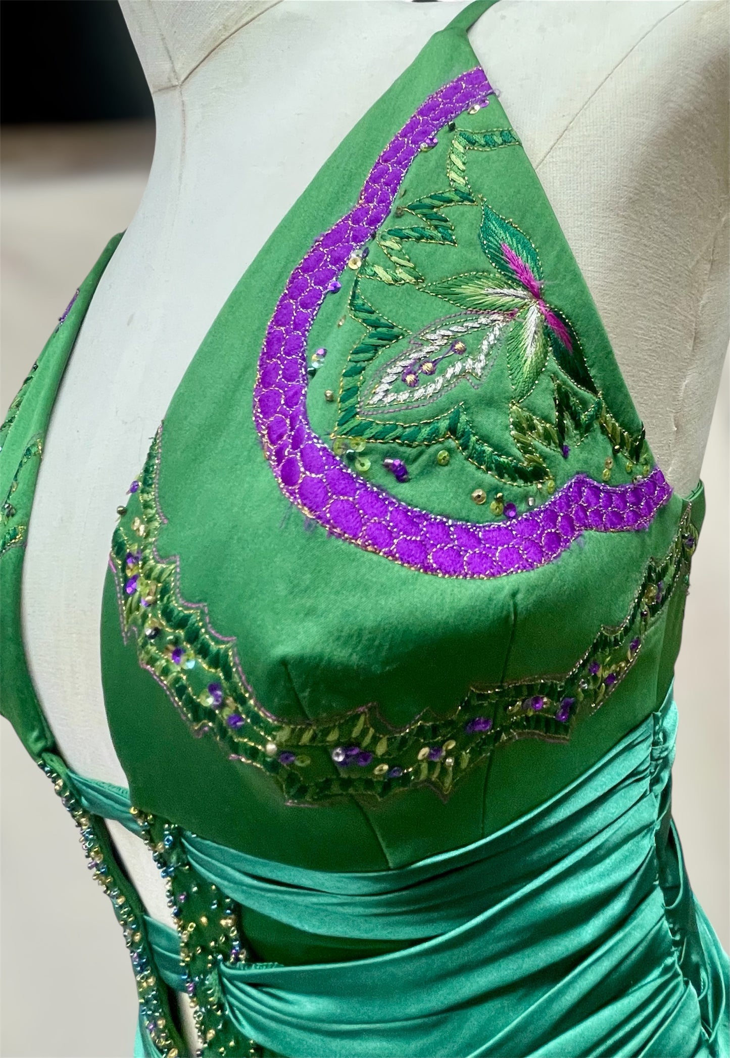 Deadstock Y2K Mandalay green Sharon Midi Dress – Size 6