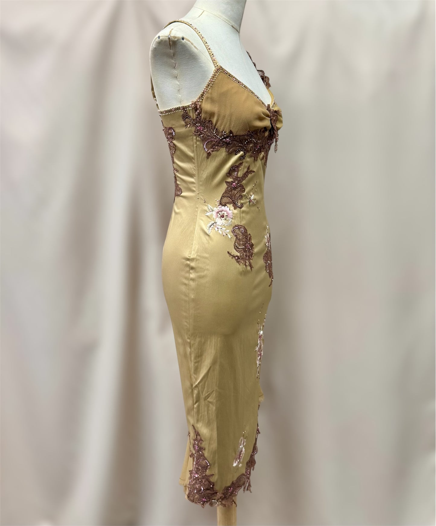 Mandalay vintage y2k dead stock embroidered midi dress