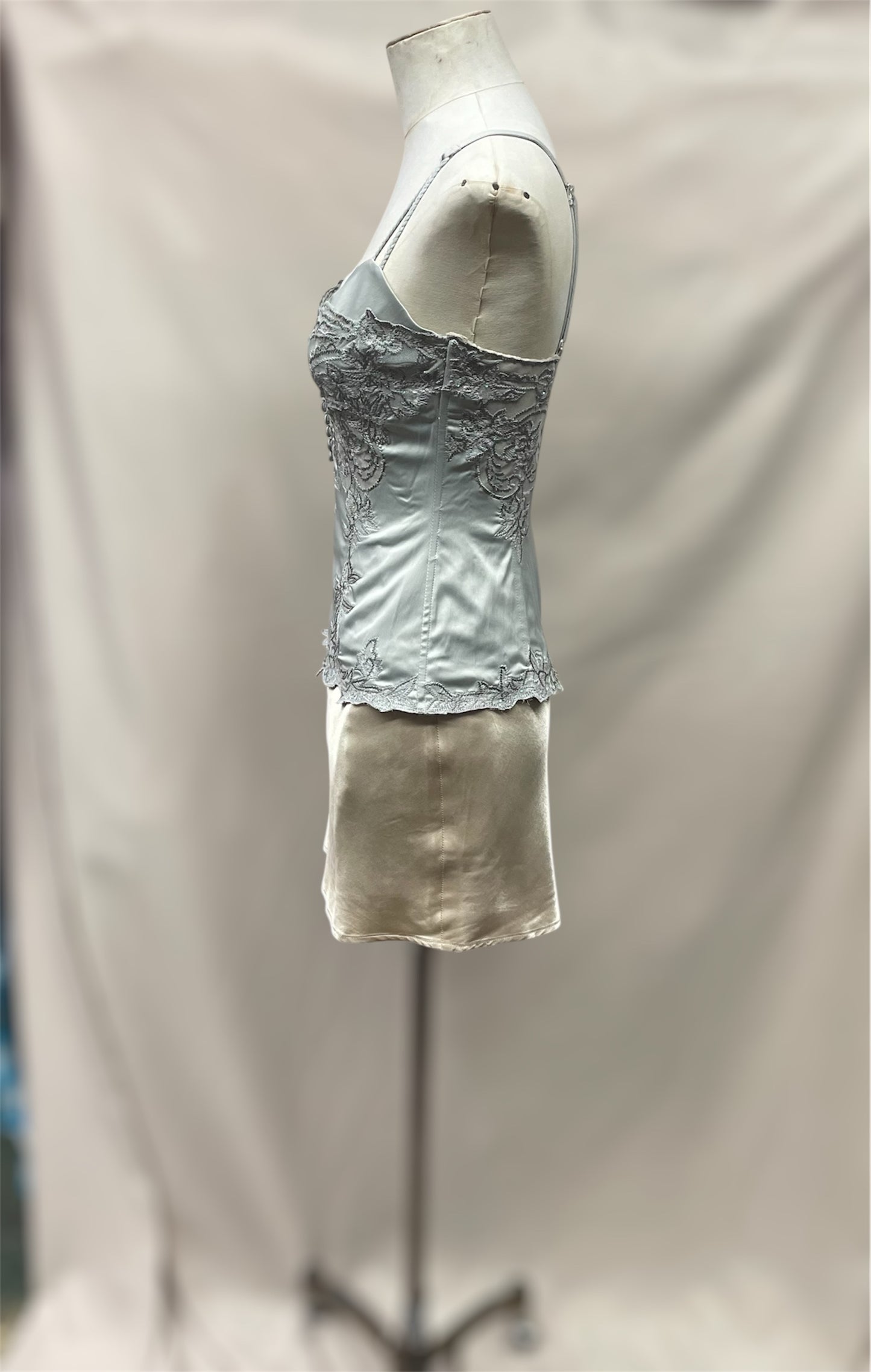 ✨ Y2K Deadstock Mandalay Corset Bustier Tank Top – Size 8 ✨