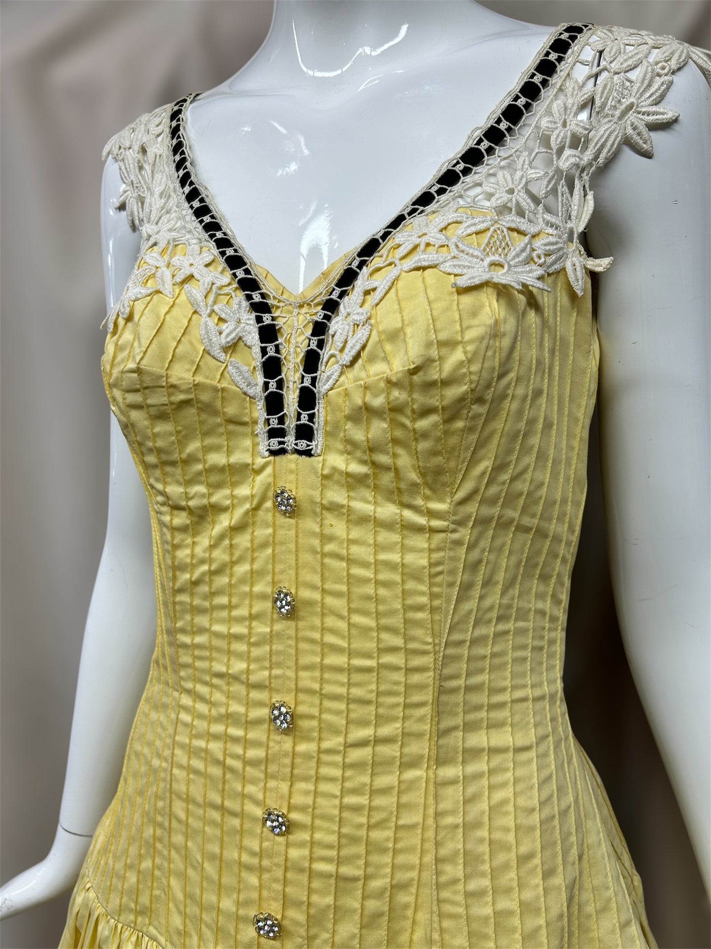 Vintage 1950s Taffy of California Yellow Cotton Dress