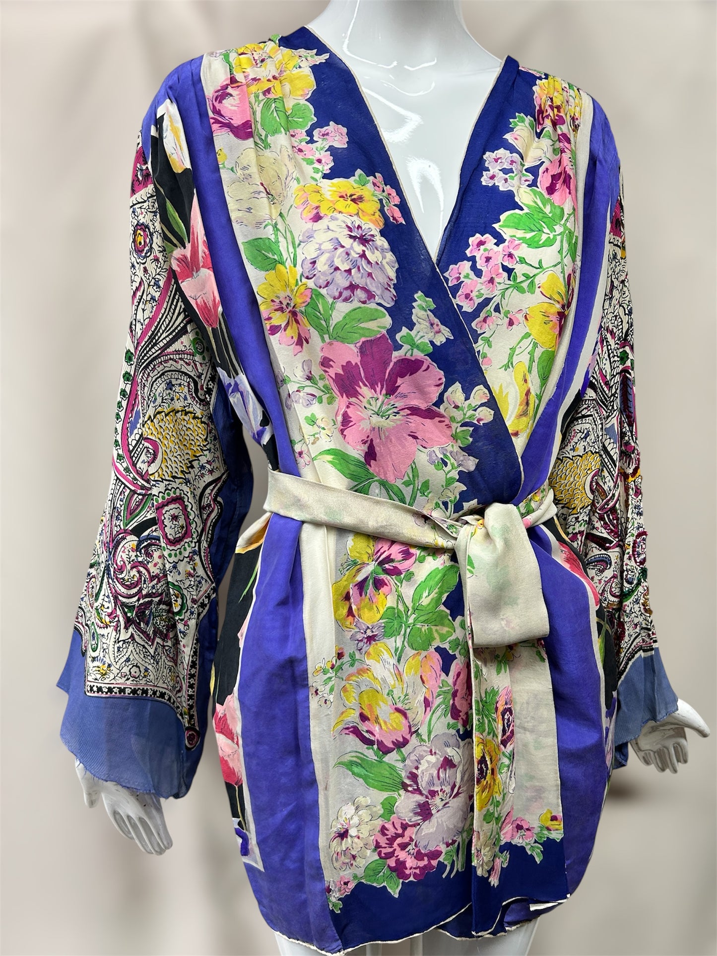 1970s Kimono-Style Top Made from 1940s Silk Scarves