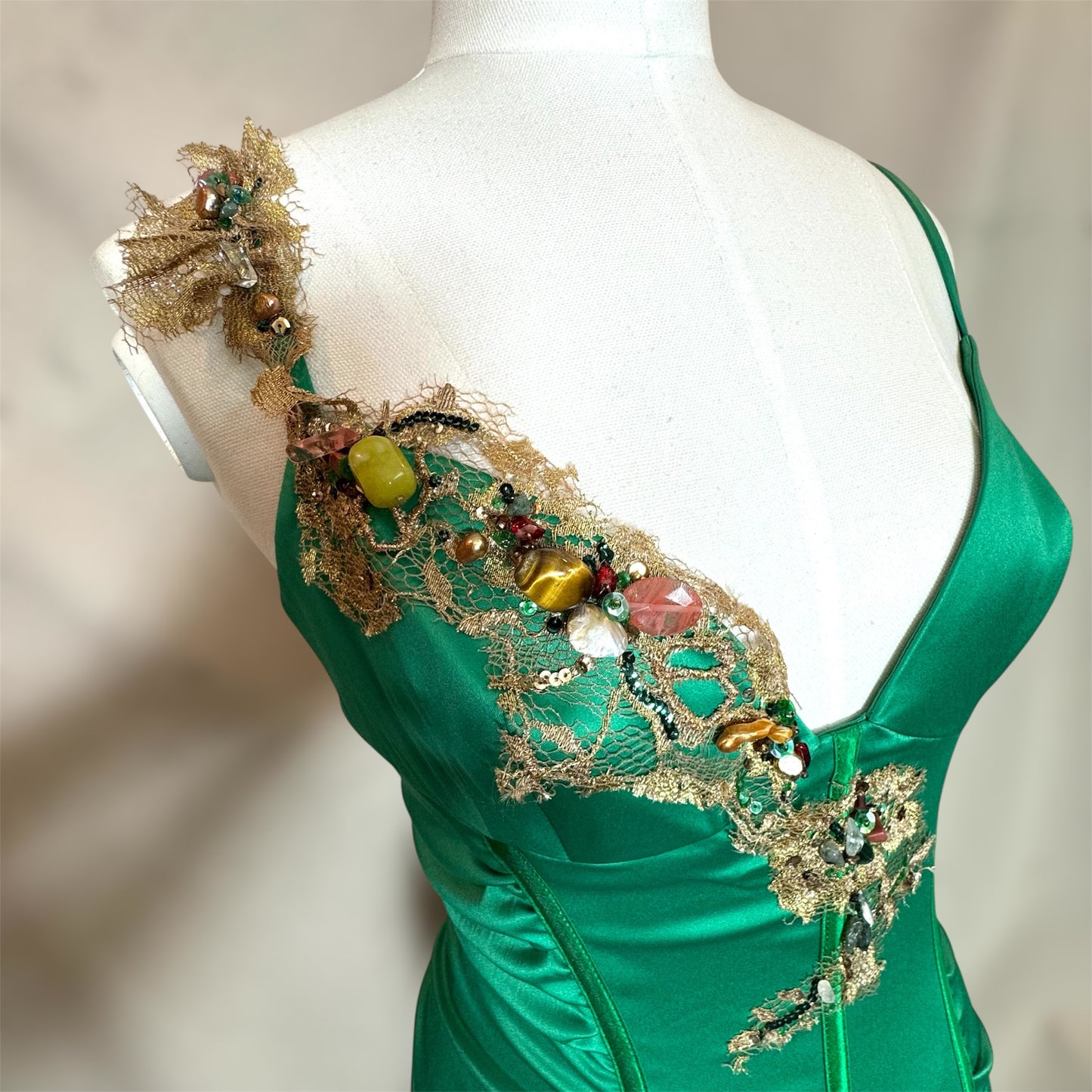 Y2K Deadstock Vintage Mandalay Mini Dress, size 6