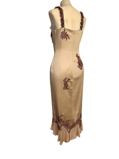 Lace and ruffle gold Mandalay size 8-10