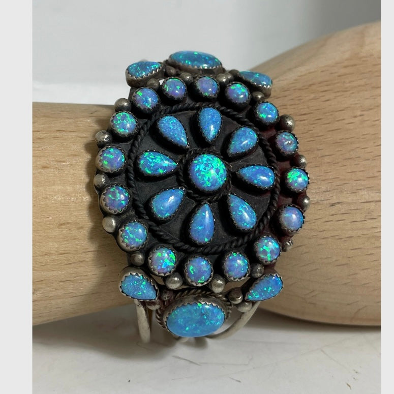 Cluster opal silver cuff
