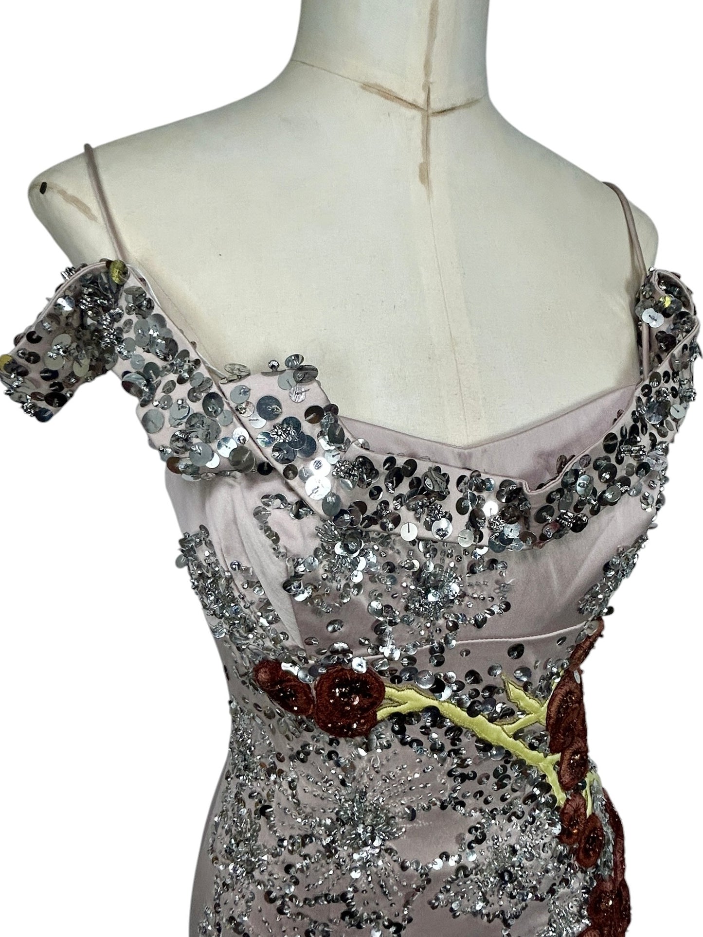 Extraordinary One-of-a-Kind Deadstock Mandalay 1940s Inspired Sequin Embroidered Cocktail Dress – Glamorous Y2K Designer Evening Wiggle Dress Size 6