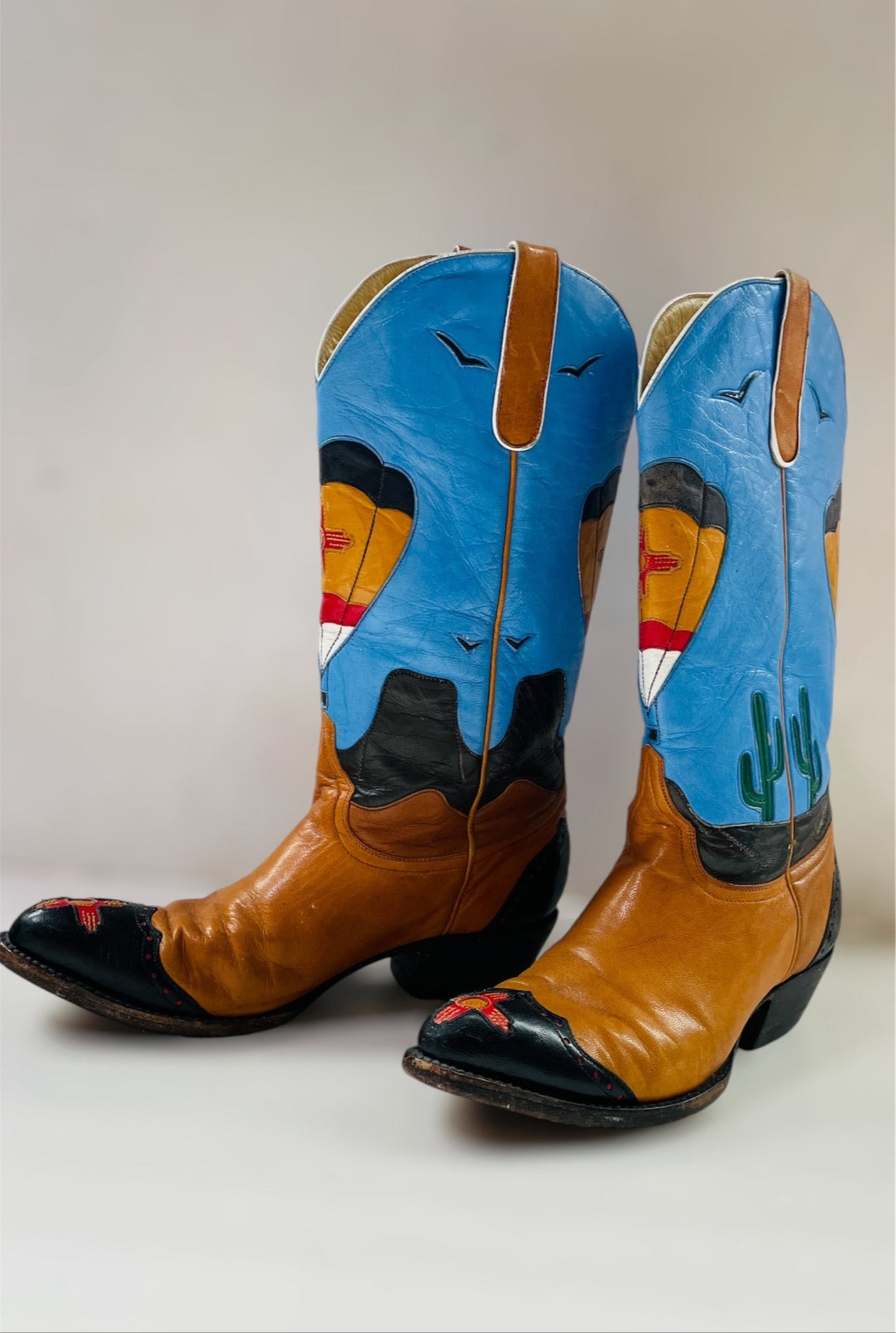 Stunning Limited Edition Hot Air Balloon Boots selected by Cannonball and Tilly